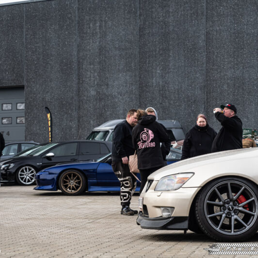 Cars N Coffee i Slagelse - Racelens